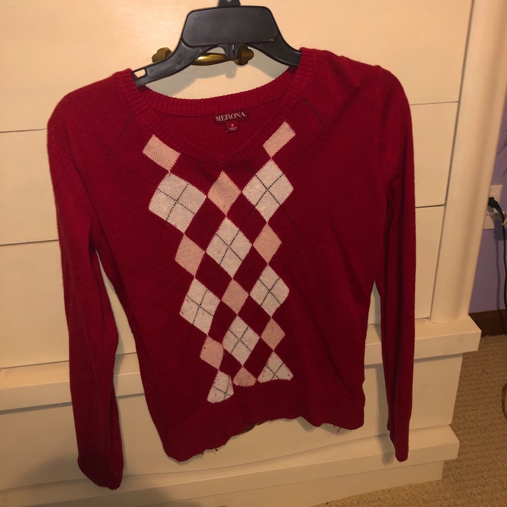 Small Front Pattern Red Sweater